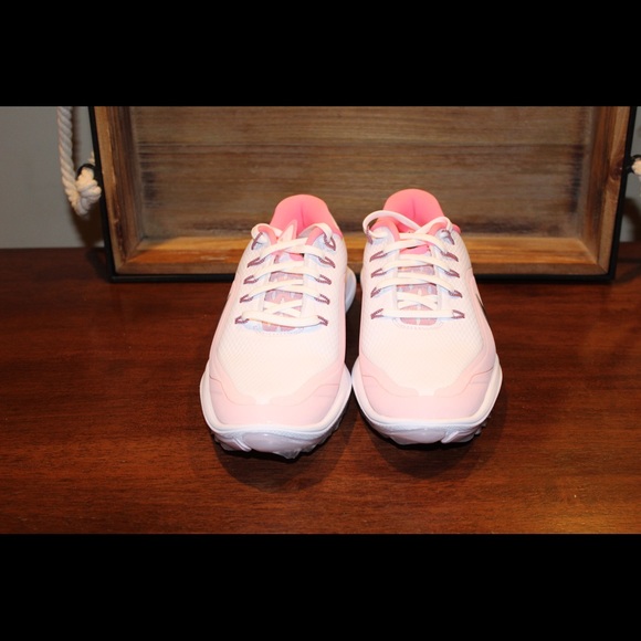 Nike Women’s Lunar Control Vapor 2 Golf Shoes - Picture 2 of 5